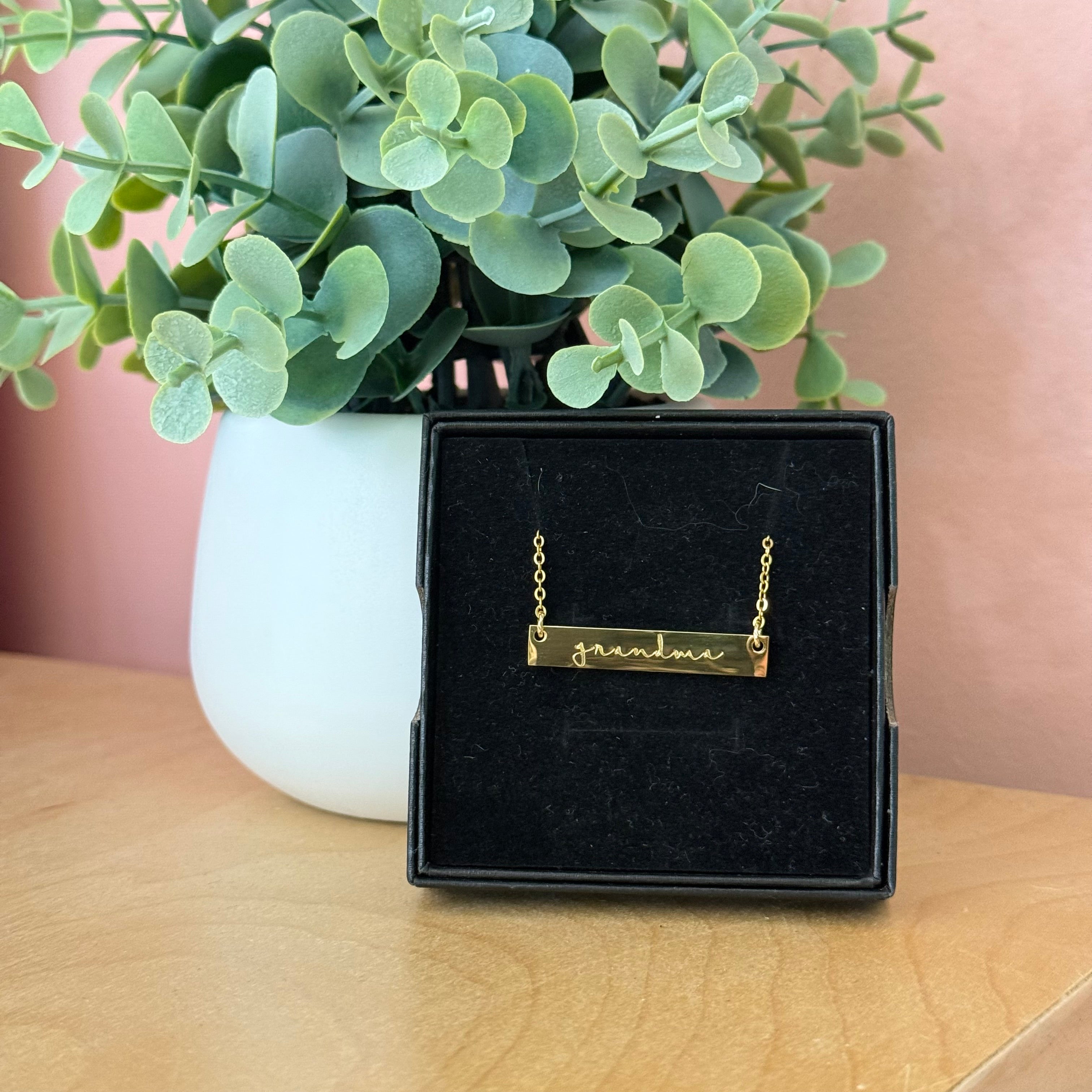 Grandma | Bar Necklace
