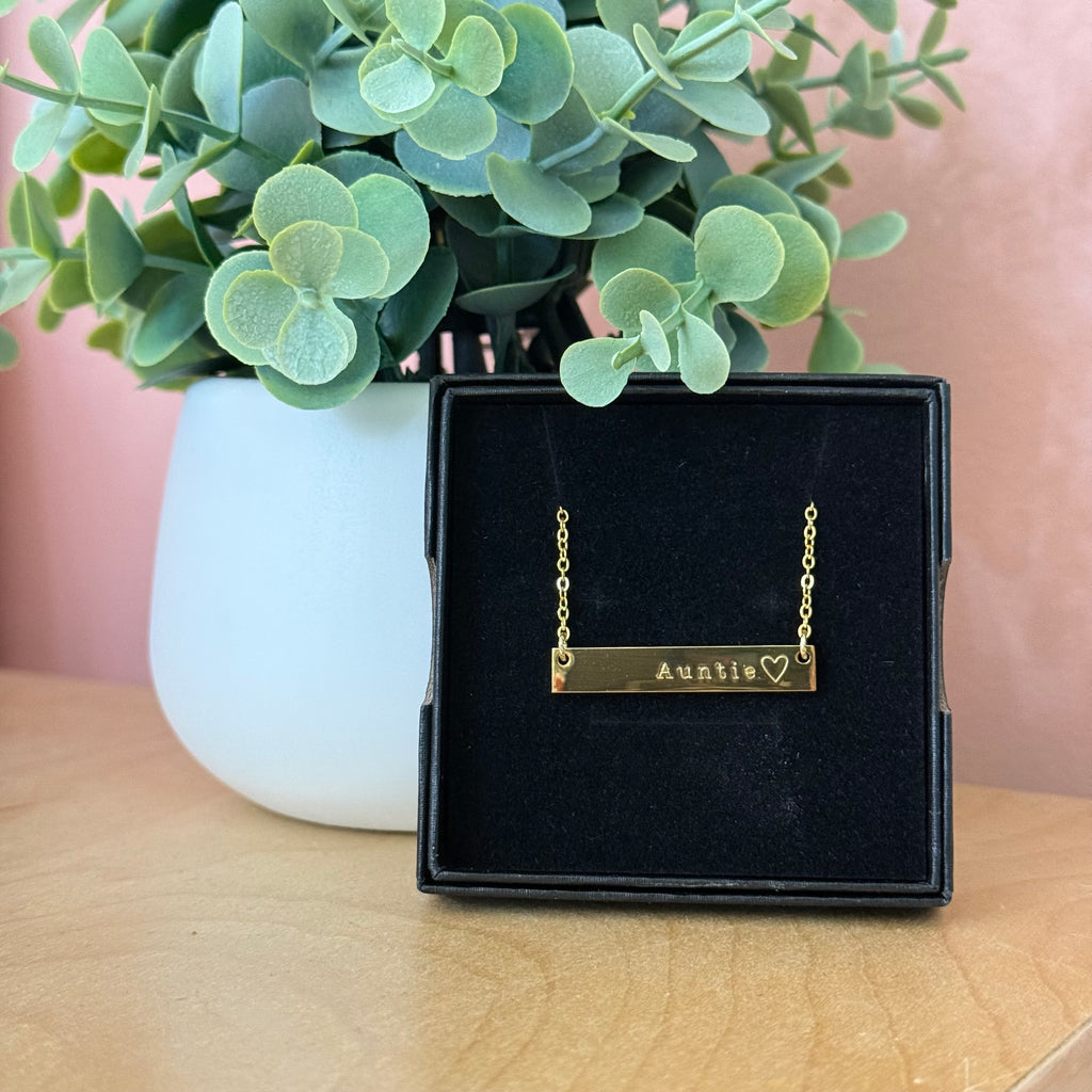 Auntie | Bar Necklace