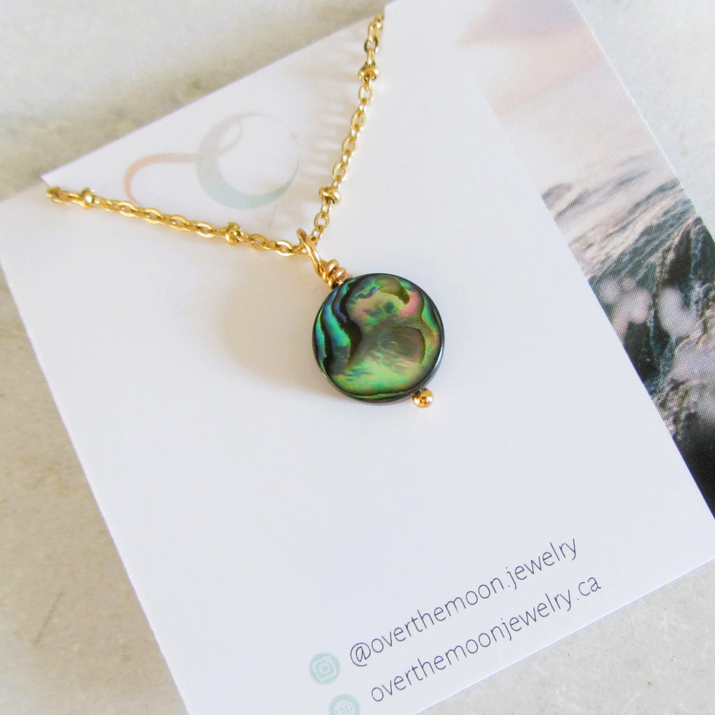 Abalone Amulet - Necklace | Over The Moon