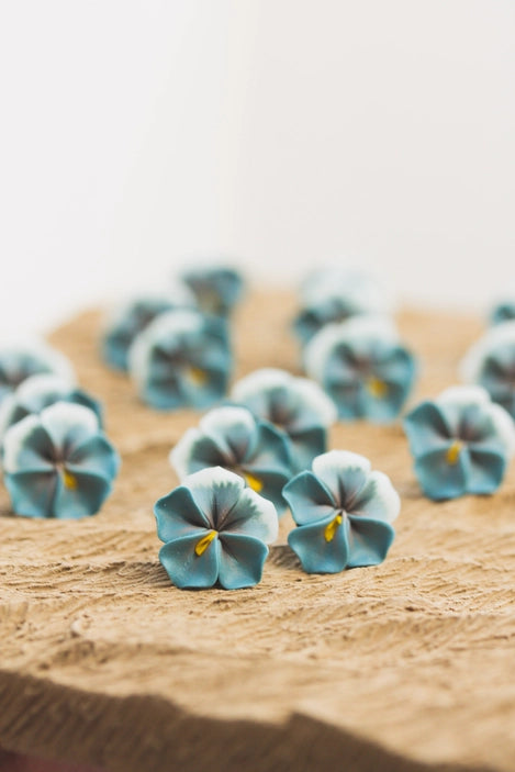 Pansy Handmade Stud Earrings| EtenIren