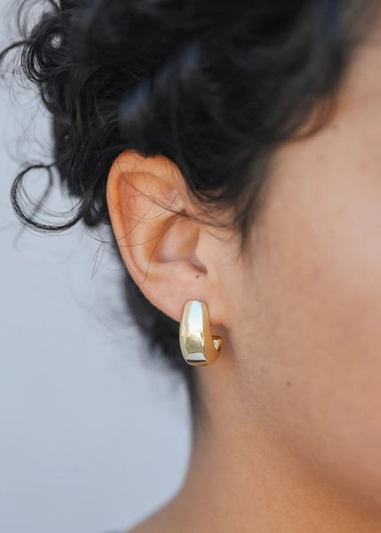 Bold Drop | Gold Earrings