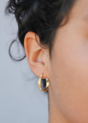 Textured Hoop - Gold Earrings | JaxKelly