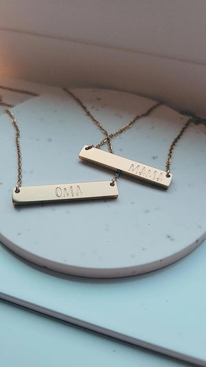 Oma | Bar Necklace