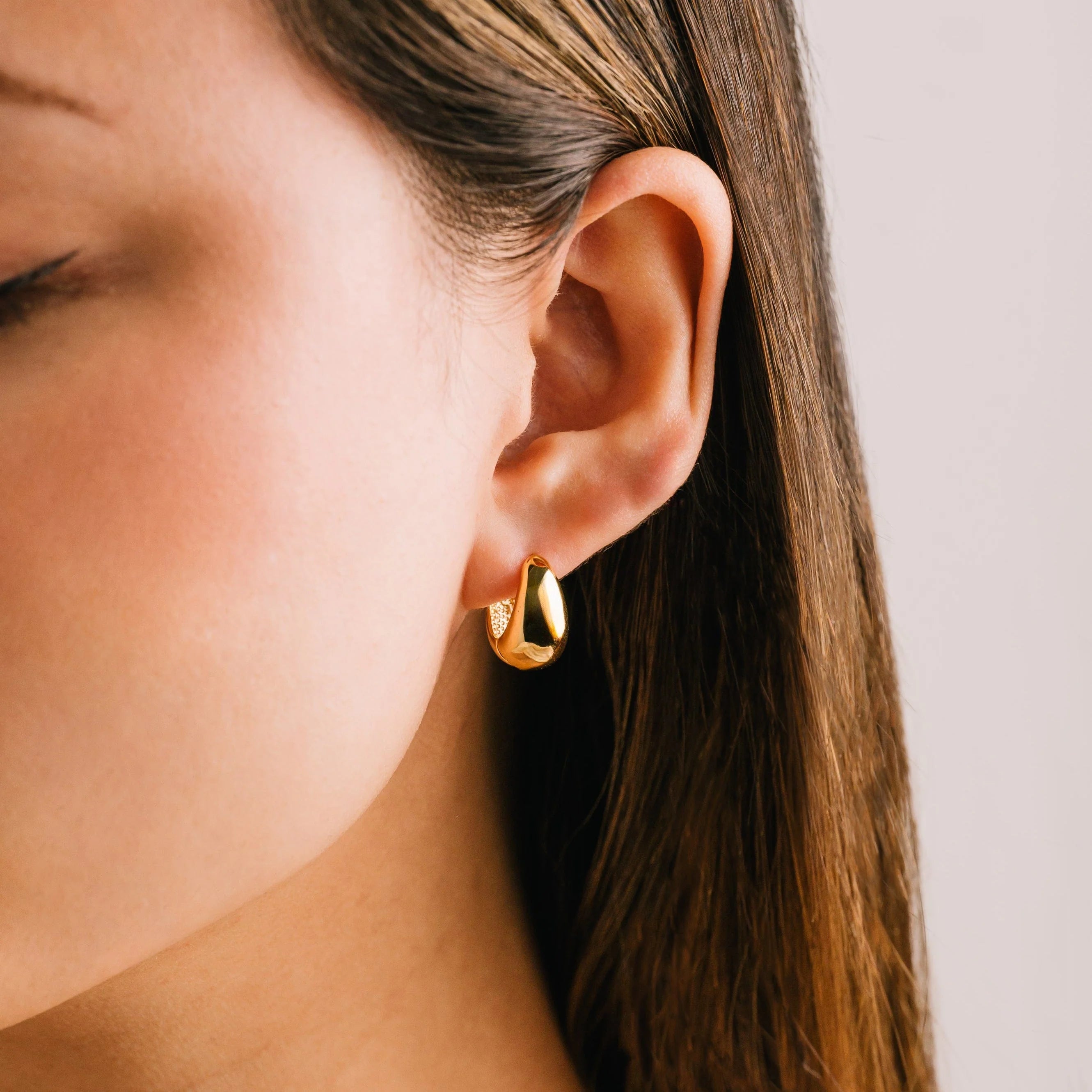 Oval Puff Hoop Earrings | Lover's Tempo