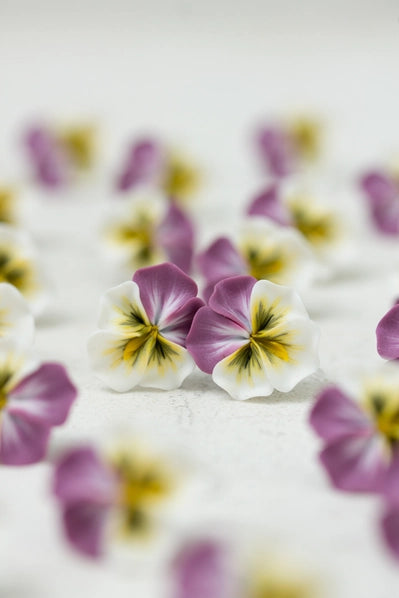 Pansy Handmade Stud Earrings| EtenIren