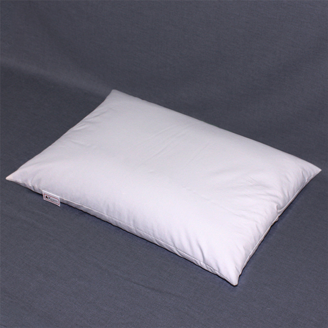 Small 14x20" Buckwheat Hull Pillow | Kuseno Comfort