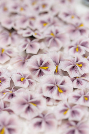 Pansy Handmade Stud Earrings| EtenIren