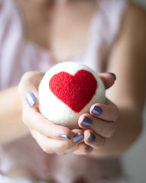 Red Heart - Dryer Ball | Friendsheep