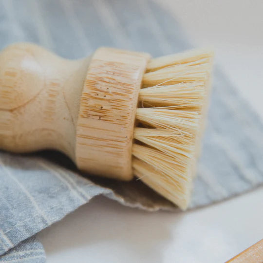 Clean - Sisal Bamboo Brush | Só Luxury