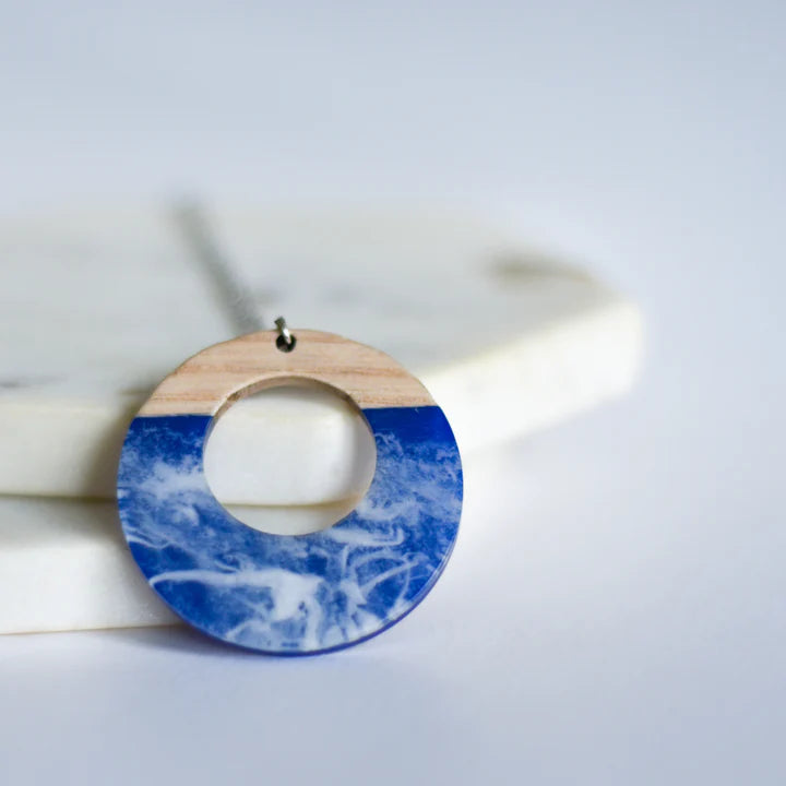 The Tara | Circle Resin & Wood Necklace