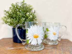 White Daisy | Hand Painted Mug