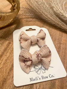Dainty Flower Bow Clips | Madi's Bow Co